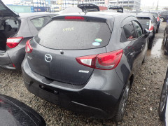 Mazda Demio 2016