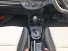 Toyota Vitz 2011