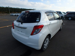 Toyota Vitz 2011