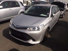 Toyota Corolla Fielder 2016