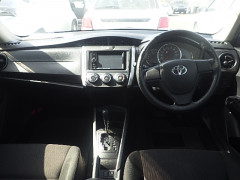 Toyota Corolla Fielder 2016
