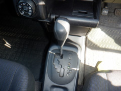 Toyota Succeed Van 2016