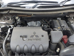 Mitsubishi Outlander 2015