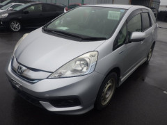 Honda FIT SHUTTLE 2014