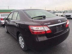 Toyota Premio 2013