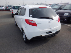 Mazda Demio 2014