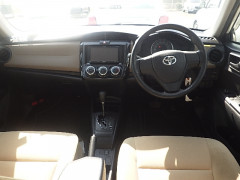 Toyota Corolla Axio 2014