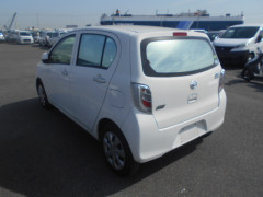 Daihatsu Mira 2014