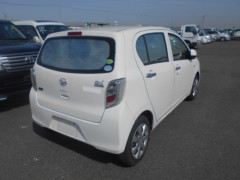 Daihatsu Mira 2014