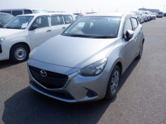 Mazda Demio 2015