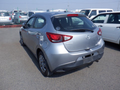 Mazda Demio 2015