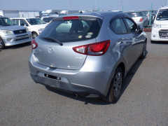 Mazda Demio 2015