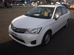 Toyota Corolla Axio 2014