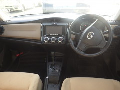 Toyota Corolla Axio 2014