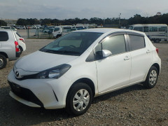 Toyota Vitz 2015