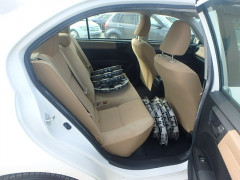 Toyota Corolla Axio 2014