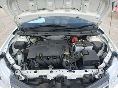 Toyota Corolla Axio 2014