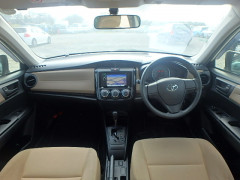 Toyota Corolla Axio 2014