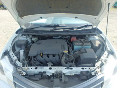 Toyota Corolla Axio 2014