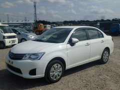 Toyota Corolla Axio 2014