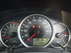 Toyota Corolla Axio 2014