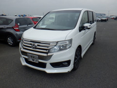 Honda Step WGN 2014
