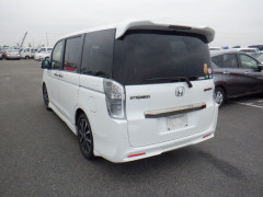Honda Step WGN 2014