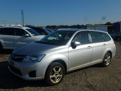 Toyota Corolla Fielder 2015
