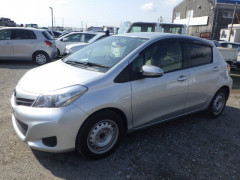 Toyota Vitz 2014