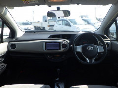 Toyota Vitz 2014