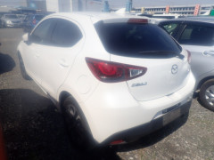 Mazda Demio 2016