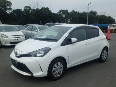 Toyota Vitz 2015