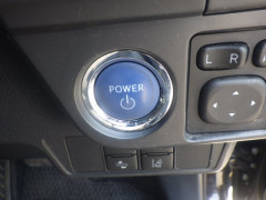 Toyota Corolla Fielder 2015