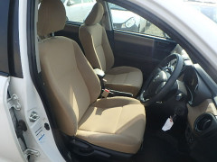 Toyota Corolla Axio 2014