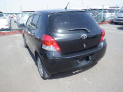 Toyota Vitz 2010