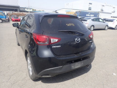 Mazda Demio 2016