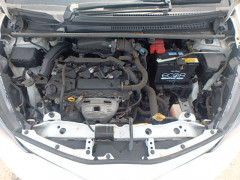 Toyota Vitz 2015