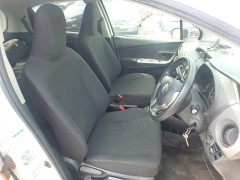 Toyota Vitz 2015