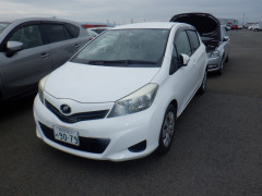 Toyota Vitz 2011