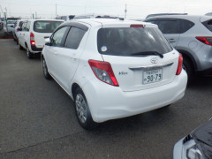 Toyota Vitz 2011