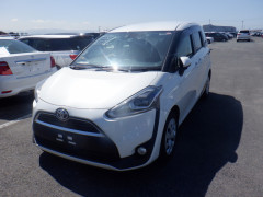 Toyota Sienta 2016