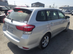 Toyota Corolla Fielder 2016