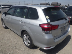 Toyota Corolla Fielder 2016