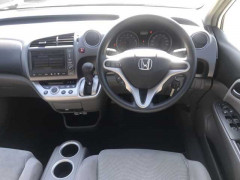 Honda Stream 2012