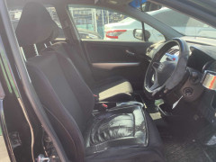 Honda Stream 2012