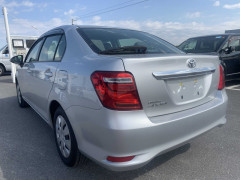 Toyota Corolla Axio 2015