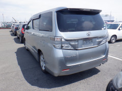 Toyota vellfire 2014