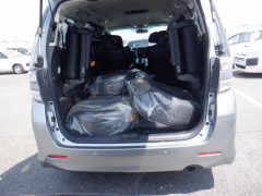 Toyota vellfire 2014