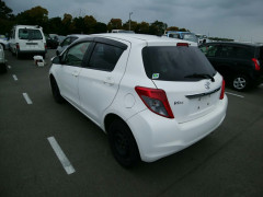 Toyota Vitz 2014