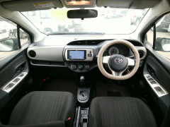 Toyota Vitz 2014